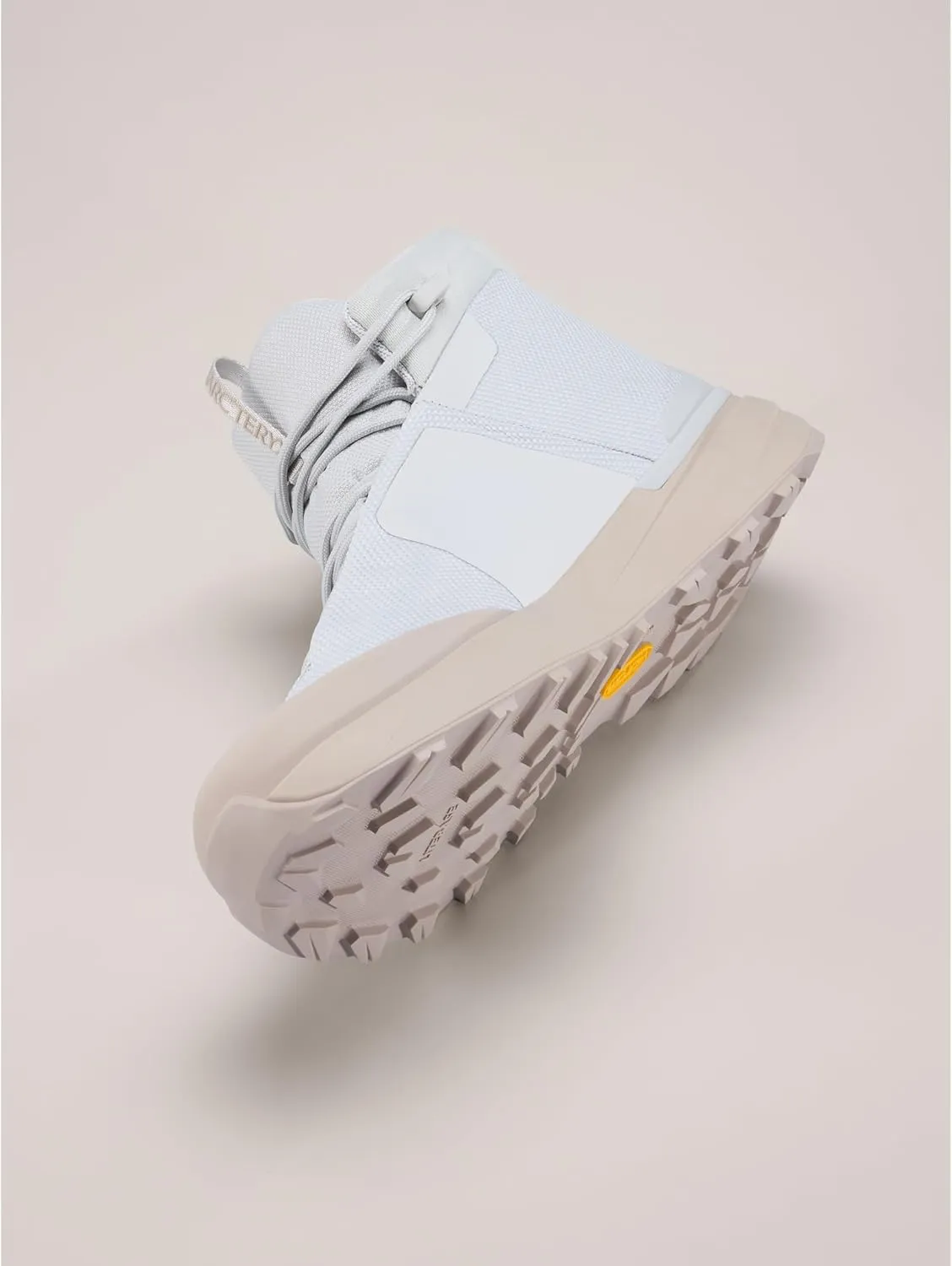 Arc'teryx Kopec Mid GTX Boot Women’s | Mid-Height Trekking & Hiking Womens Shoes | Megagrip Outsole - Waterproof Shoe