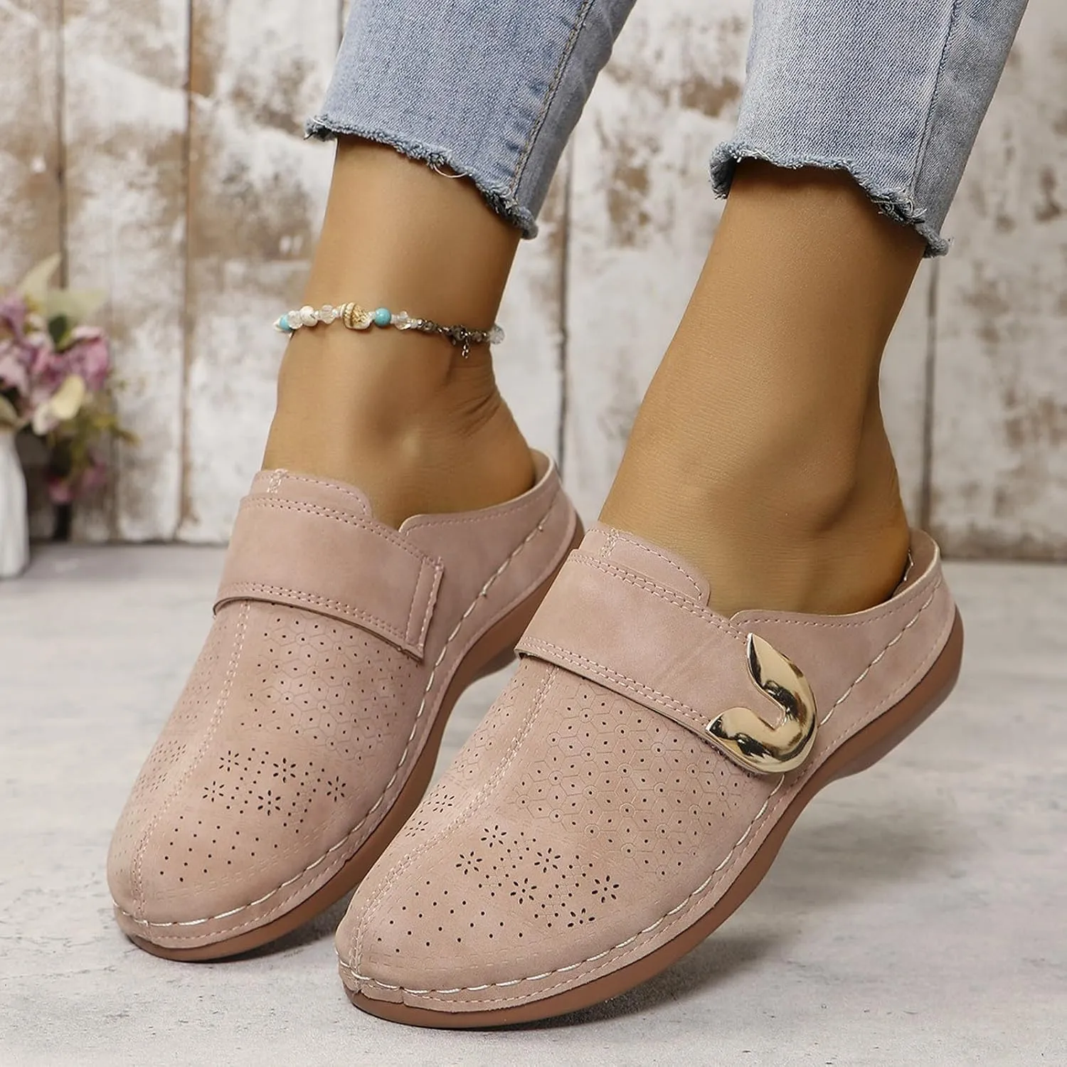Clogs for Womens Mules Shoes: Comfortable Closed Toe Clog Arch Support Walking Wedge Shoes Backless Low Wedge Sandals Dressy Summer Slip-On Flats Business Work Sandals