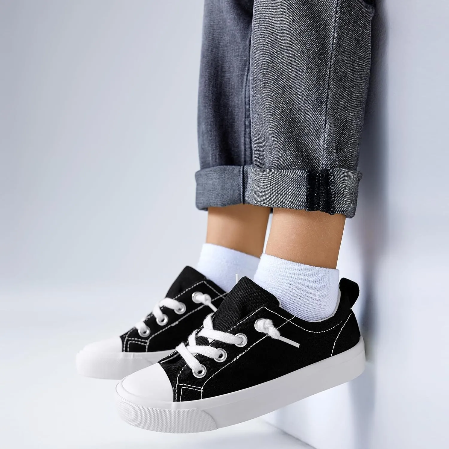 Kids' Low-Top Slip-On Cotton Sneakers, Classic Lace-Up Canvas Shoes for Girls Boys