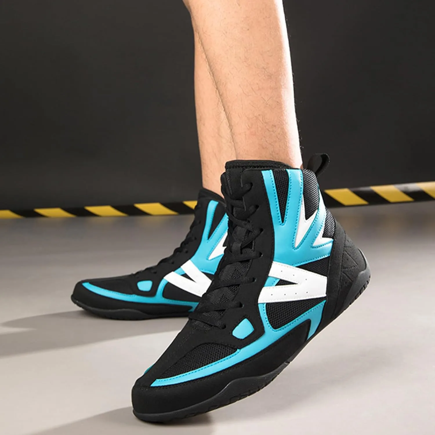 Mens' Lightweight Wrestling Shoes Breathable Fitness Shoes Kickboxing Boxing Boots Non Slip Rubber Sole for Weightlifting