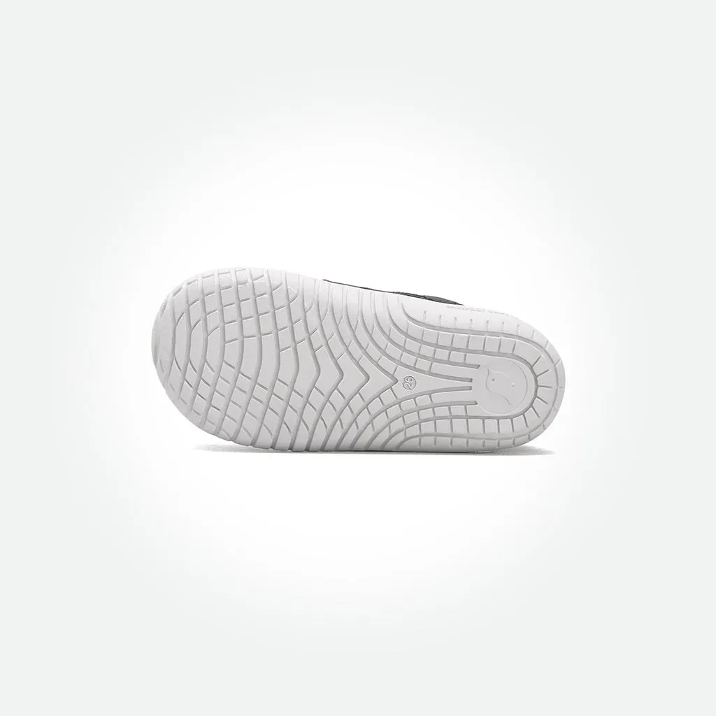 Poco Barefoot Sneakers - Black On White