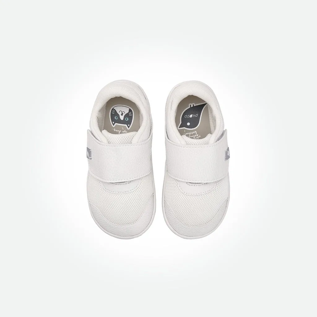Poco Barefoot Sneakers - White On White