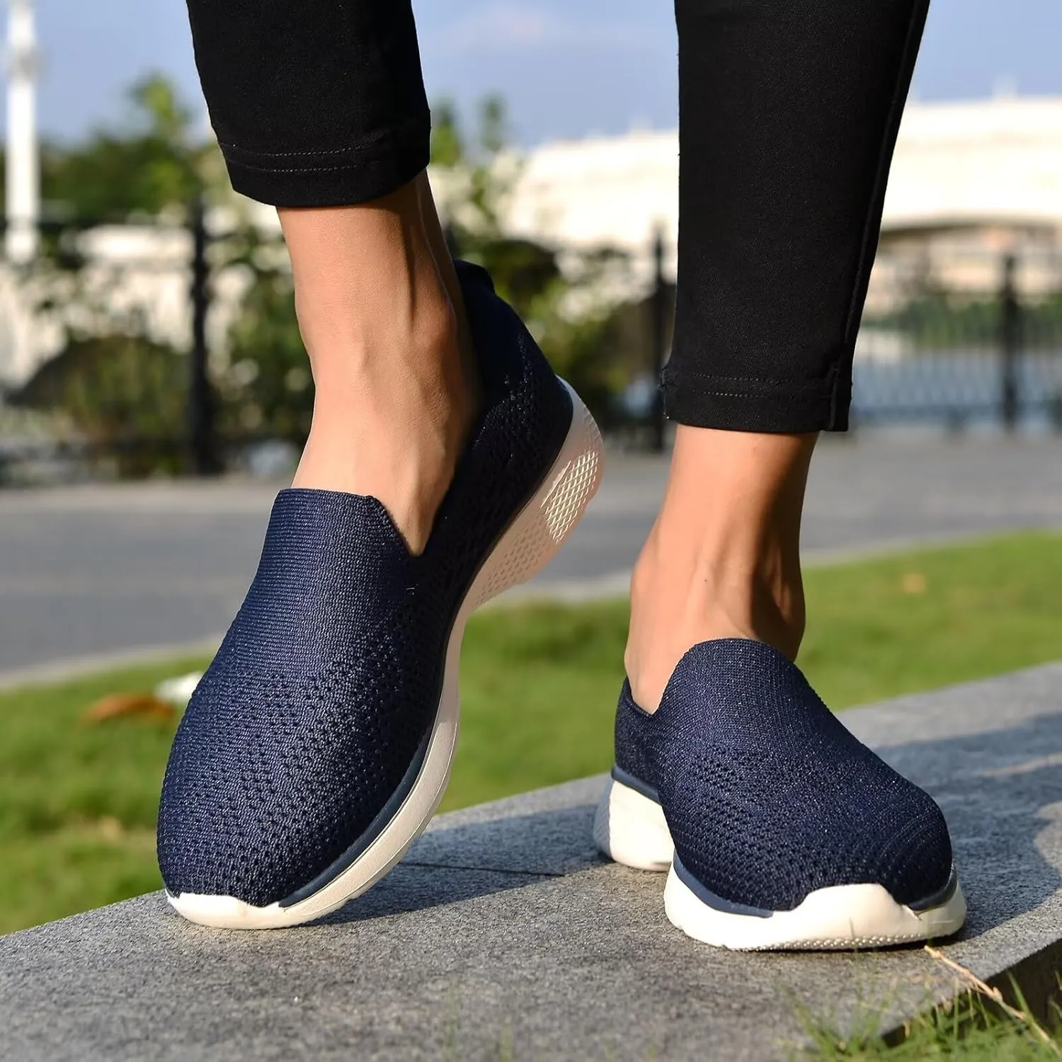 Puxowe Women's Slip-On Walking Tennis Shoes Low Top Comfortable Casual Travel Work Driving Sneaker