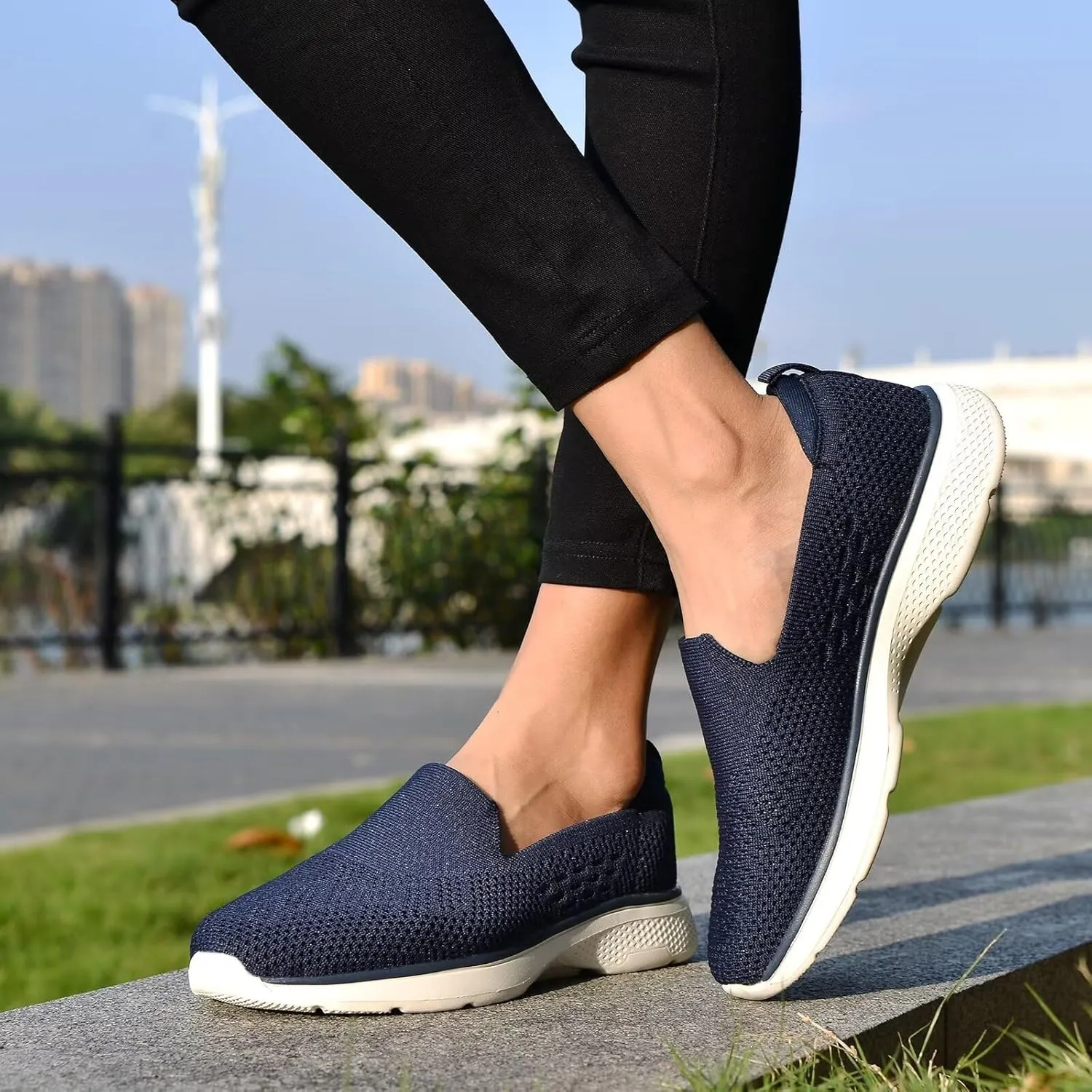Puxowe Women's Slip-On Walking Tennis Shoes Low Top Comfortable Casual Travel Work Driving Sneaker
