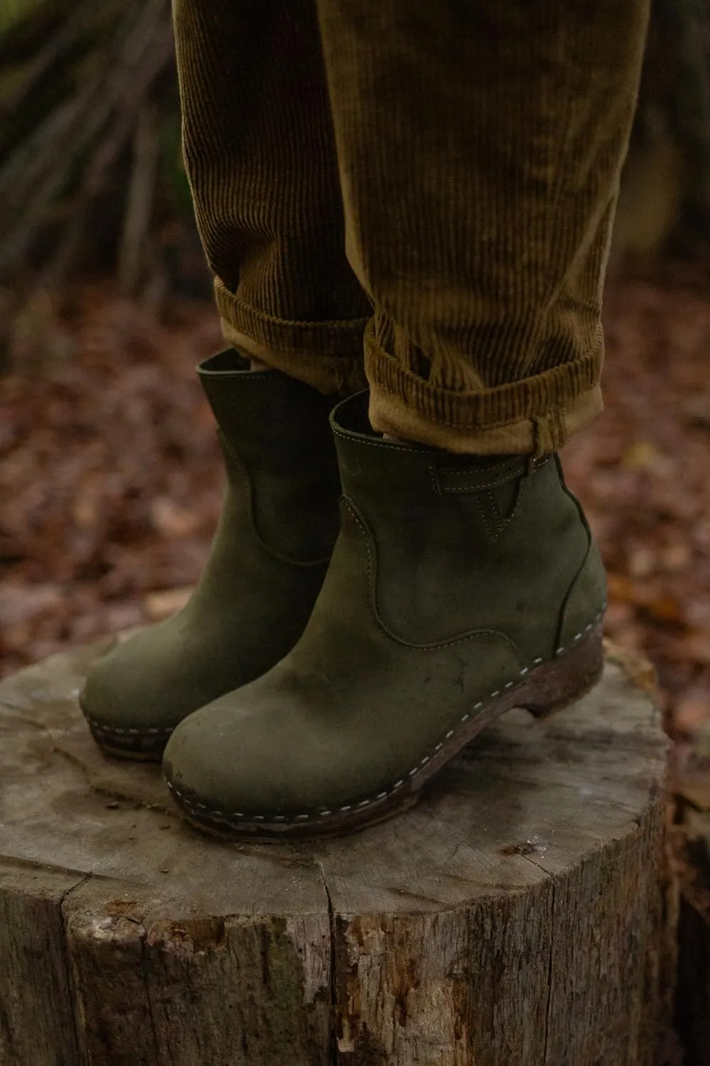 Sandgrens Handmade Swedish Wood Clogs for Women, Low Heel Boots | New York Low