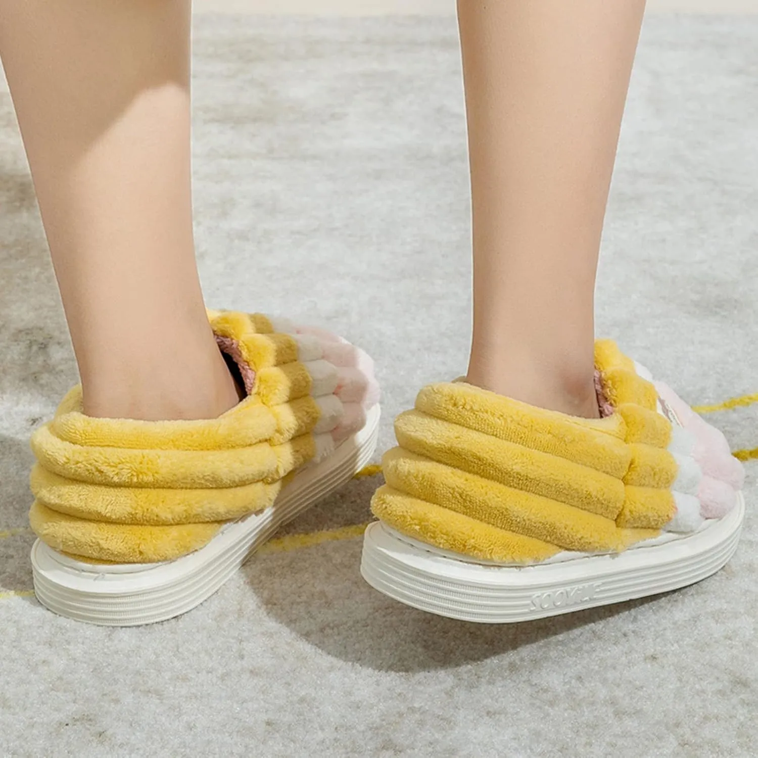 SBGMoSJ Womens Slippers Soft Plush Warm House Shoes Indoor Outdoor Slippers Womens Flip Flop House Shoes Slippers for Men Wide Width Christmas Gifts for Mom Gifts for Her 2023