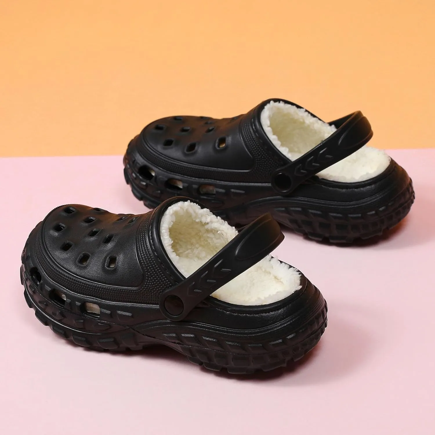 SECHRITE Boys Girls Fur Lined Clogs Garden Shoes for Kids Winter Fleece Lined Mules Indoor Outdoor Home House Slippers