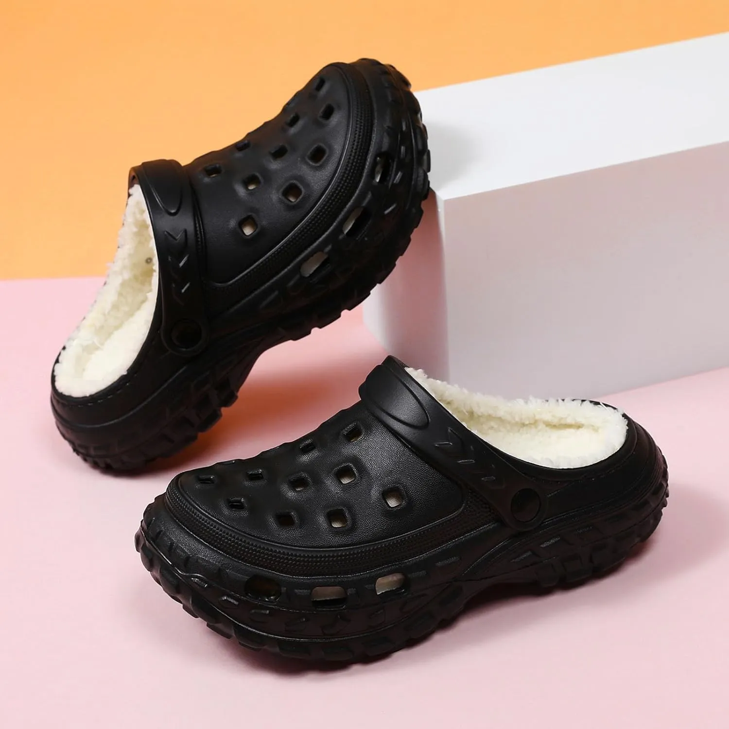 SECHRITE Boys Girls Fur Lined Clogs Garden Shoes for Kids Winter Fleece Lined Mules Indoor Outdoor Home House Slippers