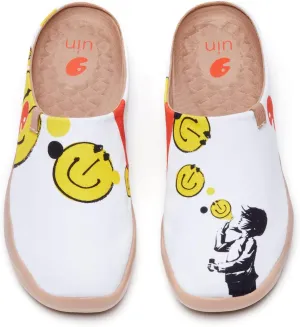UIN Women's Slip On Mules Comfortable Flat Lightweight Wide Toe Clog Casual Art Painted Travel Shoes Malaga Series
