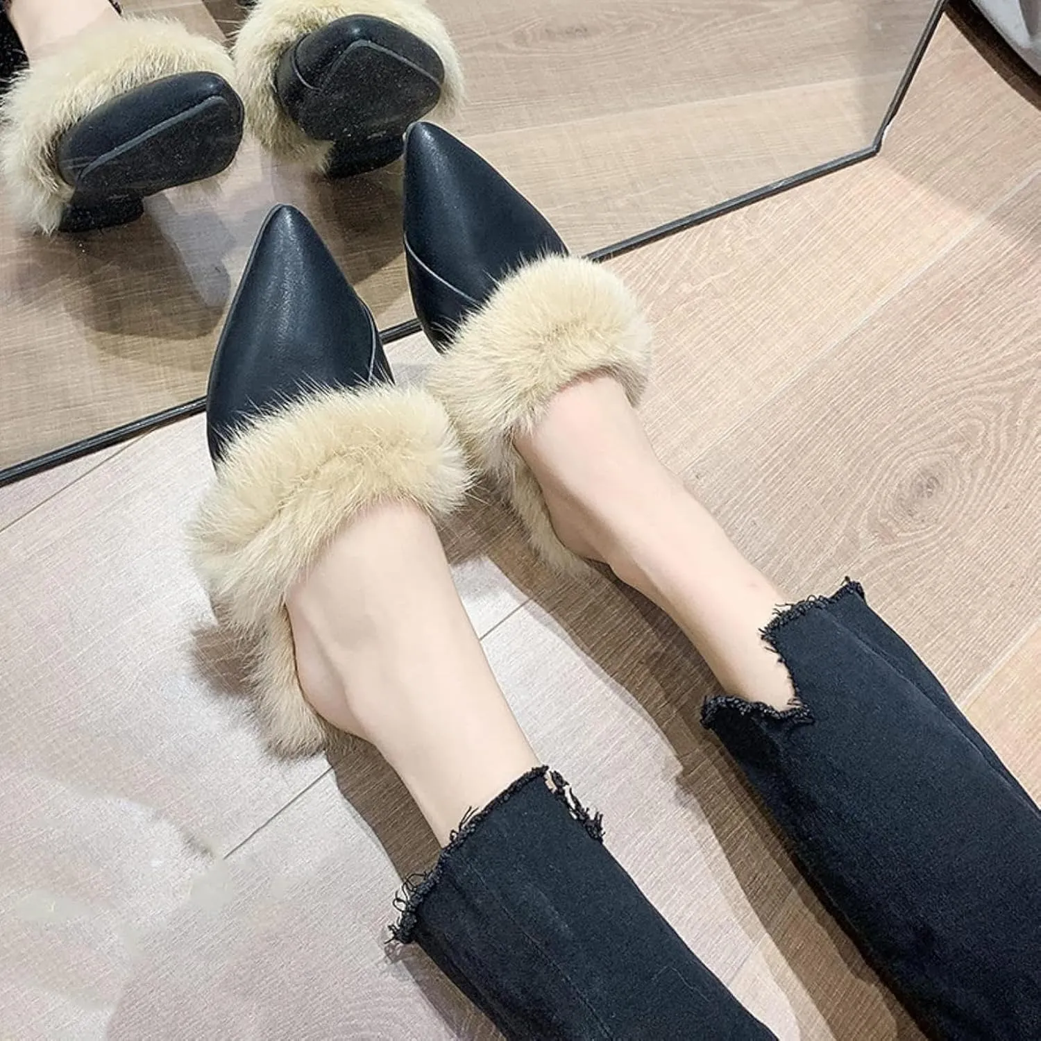 Women's Casual PU Leather Flat Shoes, Sandals, Pointed Short Fur Velvet Backless Comfortable Loafers, Slippers
