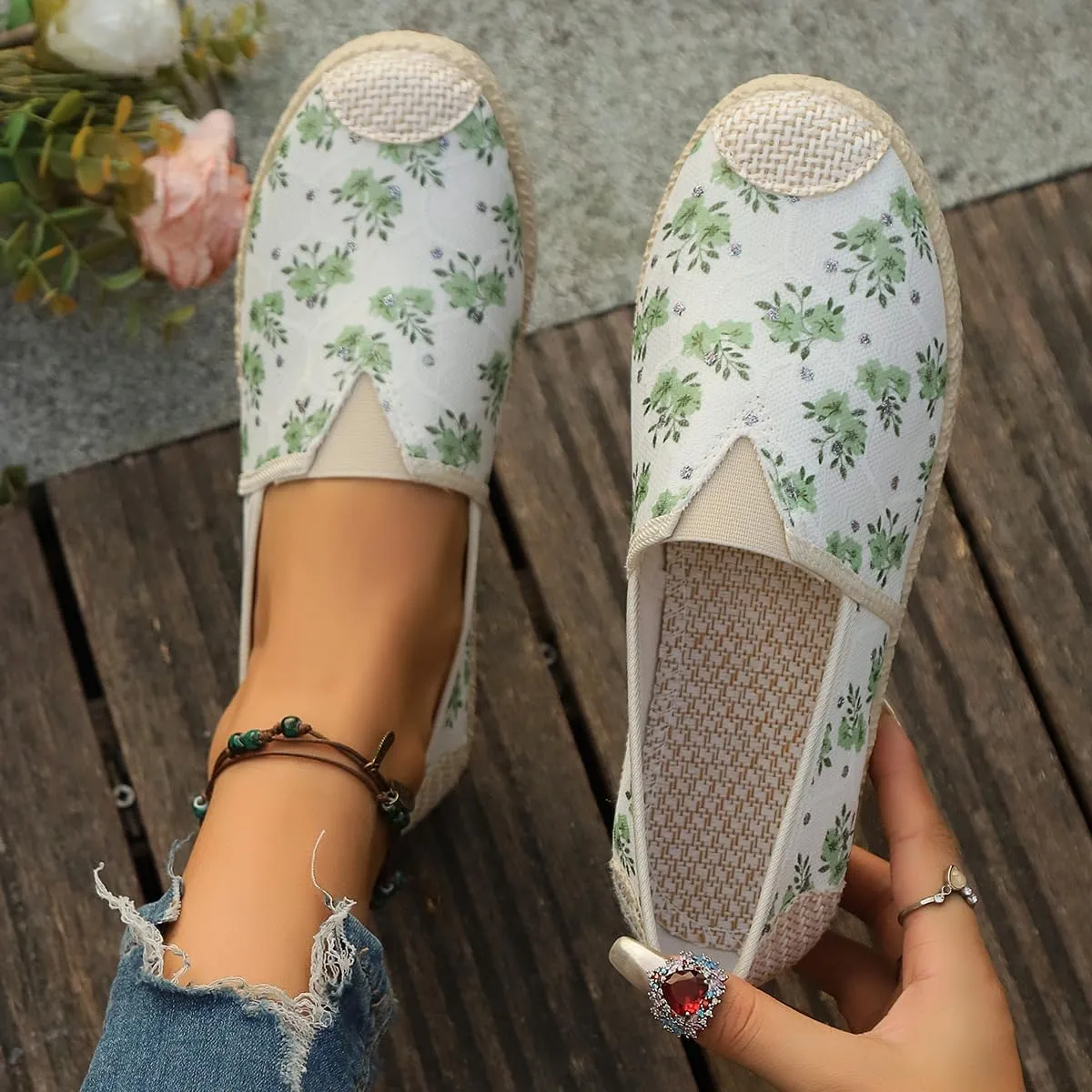 Women's Loafers Slip on Shoes, Low Top Canvas Embroidered Sneakers Non Slip Fashion Casual Shoes