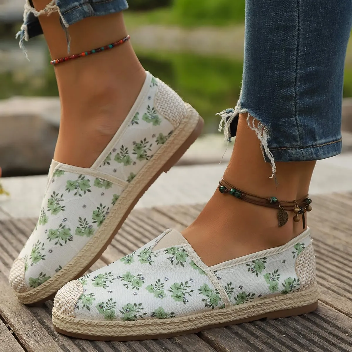 Women's Loafers Slip on Shoes, Low Top Canvas Embroidered Sneakers Non Slip Fashion Casual Shoes