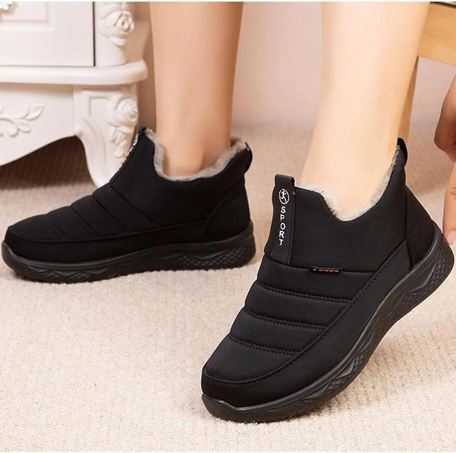 Womens Winter Snow Boots Ankle Booties Warm Fur Lined Waterproof Insulated Slip On Outdoor Shoes Anti-Slip Sneaker