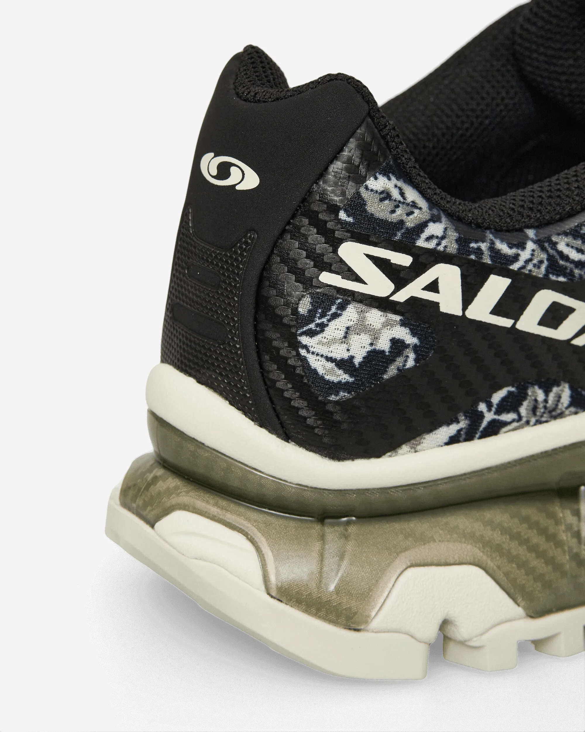 XT-4 OG NEEDLEPOINT Sneakers Black / Icicle / Lichen Green